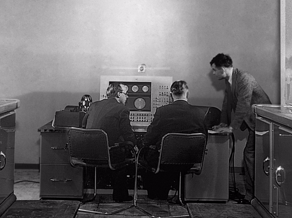 turing-mark2 turing-mark2 Des chercheurs ont retrouvé un enregistrement de la première musique jouée sur ordinateur